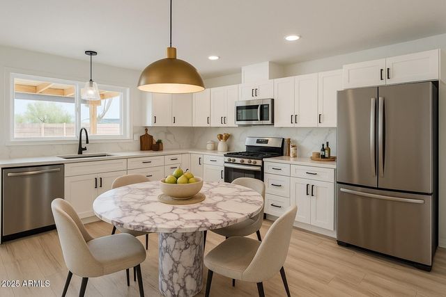 604 N 101ST Place, Mesa, AZ 85207