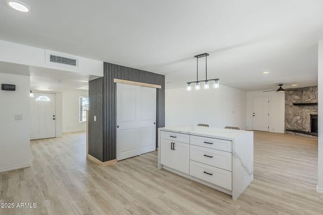 604 N 101ST Place, Mesa, AZ 85207