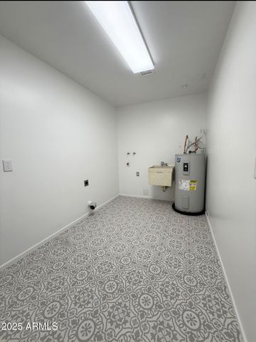 604 N 101ST Place, Mesa, AZ 85207