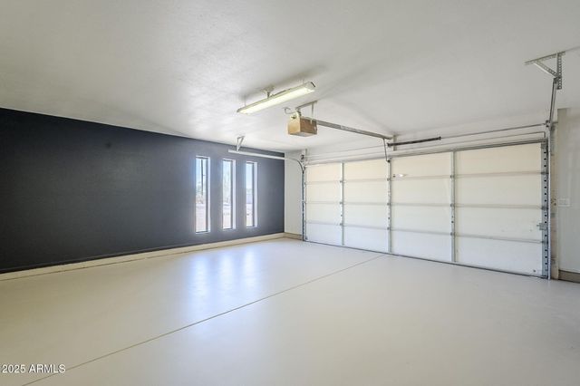 604 N 101ST Place, Mesa, AZ 85207