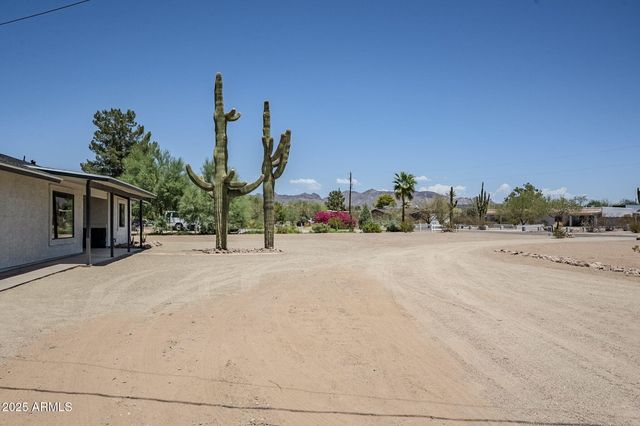 604 N 101ST Place, Mesa, AZ 85207