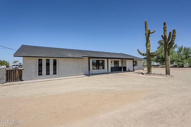 604 N 101ST Place, Mesa, AZ 85207