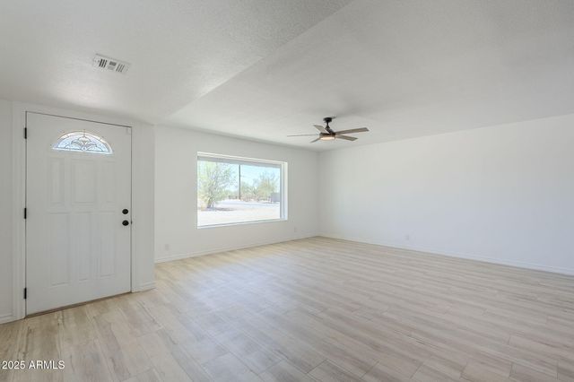 604 N 101ST Place, Mesa, AZ 85207