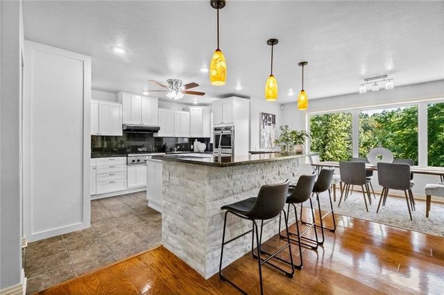 14222 Esculapia Hollow Road, Rogers, AR 72758