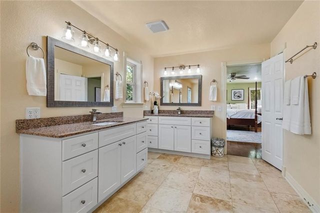 14222 Esculapia Hollow Road, Rogers, AR 72758