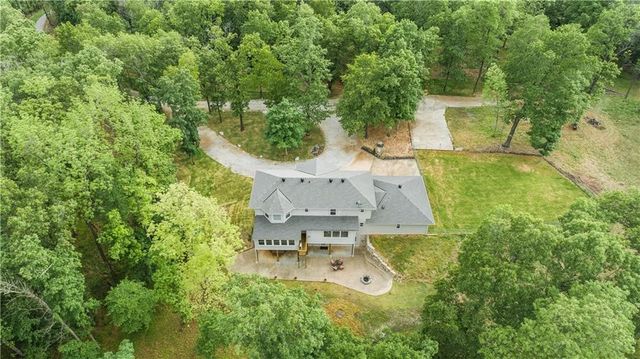 14222 Esculapia Hollow Road, Rogers, AR 72758