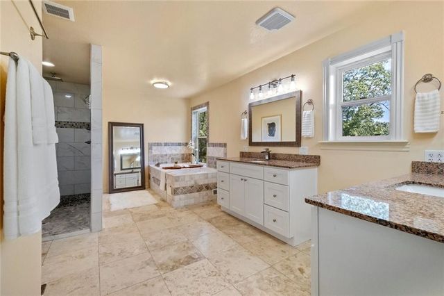 14222 Esculapia Hollow Road, Rogers, AR 72758