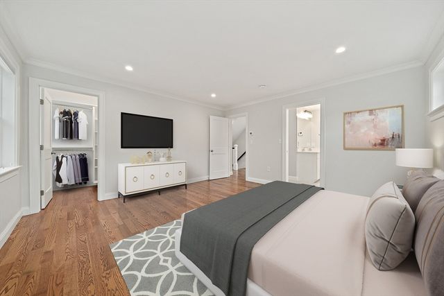 15 Lakeview Ave, Waltham, MA 02451