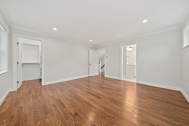 15 Lakeview Ave, Waltham, MA 02451