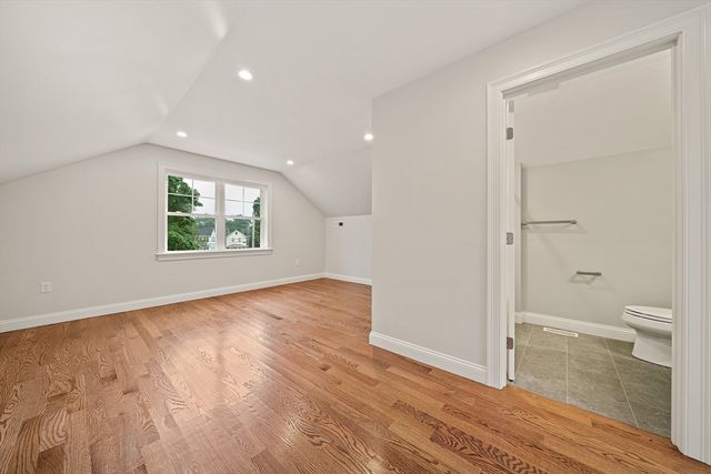 15 Lakeview Ave, Waltham, MA 02451