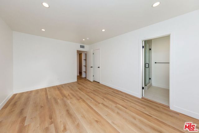 610 N orlando 205, West Los Angeles, CA 90048