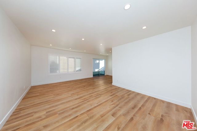 610 N orlando 205, West Los Angeles, CA 90048