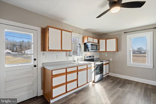 528 TIBBS SHOP RD, Brightwood, VA 22715