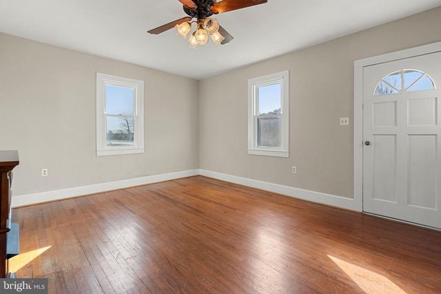 528 TIBBS SHOP RD, Brightwood, VA 22715