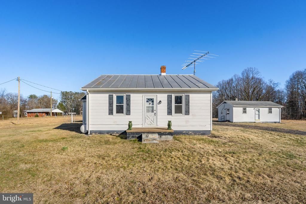 528 TIBBS SHOP RD, Brightwood, VA 22715