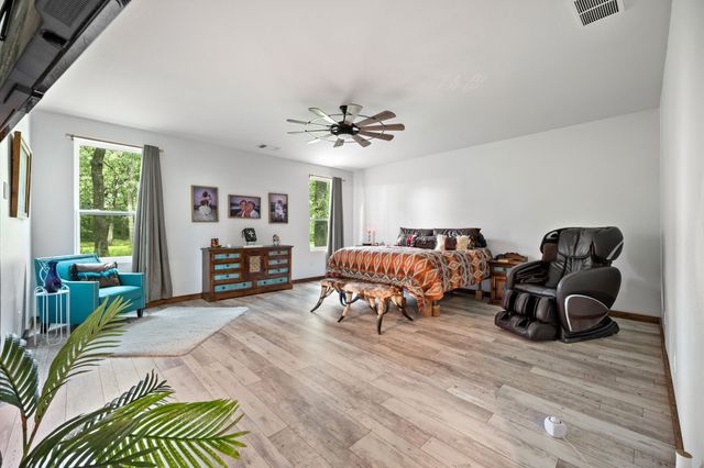 27809 W US Highway 82, Sherman, TX 75092