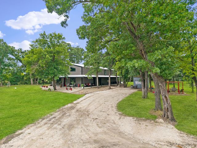 27809 W US Highway 82, Sherman, TX 75092