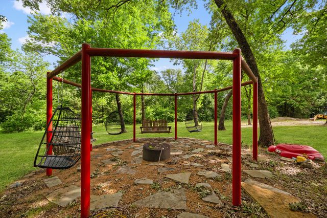 27809 W US Highway 82, Sherman, TX 75092