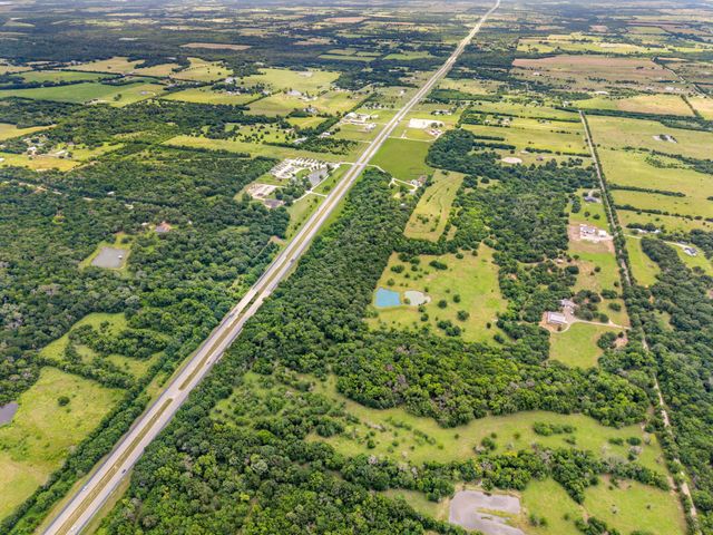 27809 W US Highway 82, Sherman, TX 75092