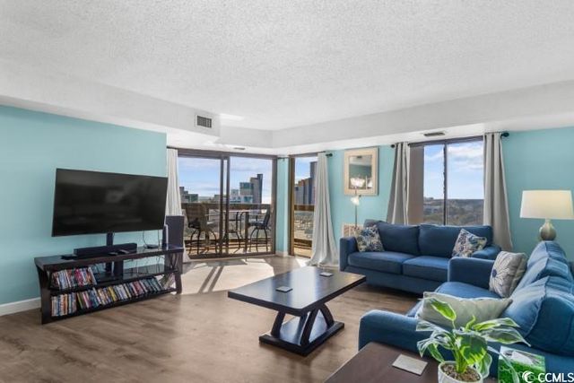 400 20th Ave N Apt 906, Myrtle Beach, SC 29577