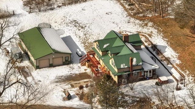 32818 Bogus Valley Lane, Muscoda, WI 53573