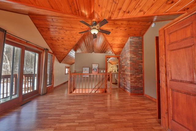 32818 Bogus Valley Lane, Muscoda, WI 53573