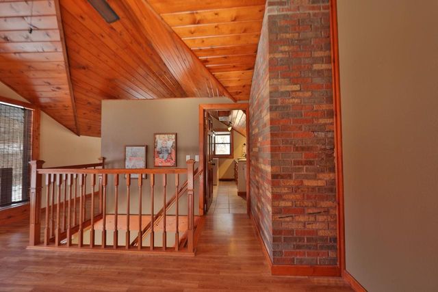 32818 Bogus Valley Lane, Muscoda, WI 53573