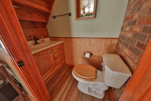 32818 Bogus Valley Lane, Muscoda, WI 53573