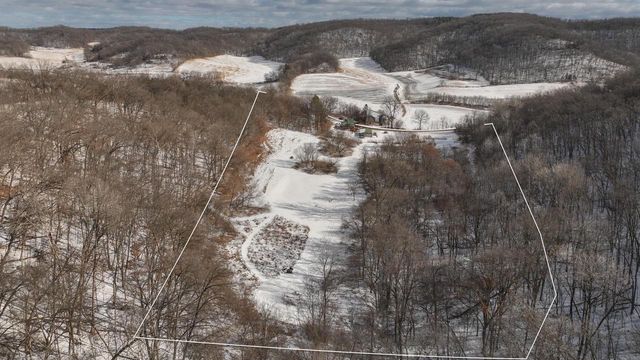 32818 Bogus Valley Lane, Muscoda, WI 53573