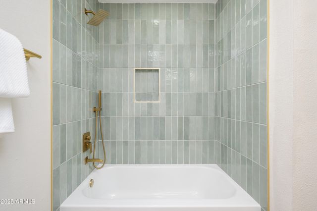 1985 E CARSON Drive, Tempe, AZ 85282