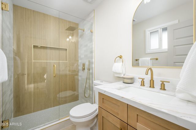 1985 E CARSON Drive, Tempe, AZ 85282