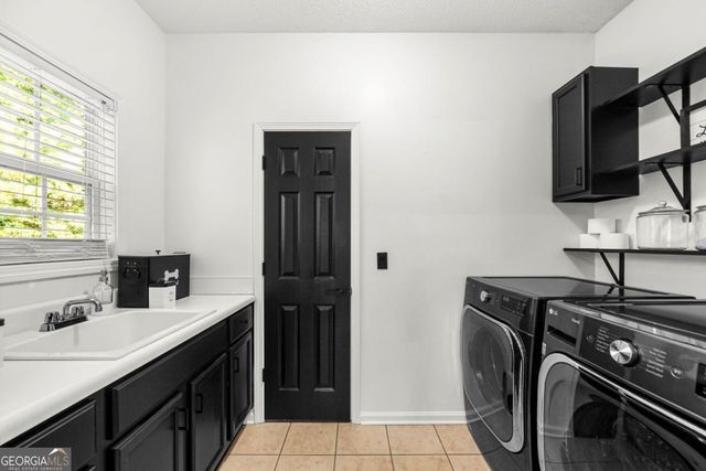 176 Oak Leaf Drive, Carrollton, GA 30116