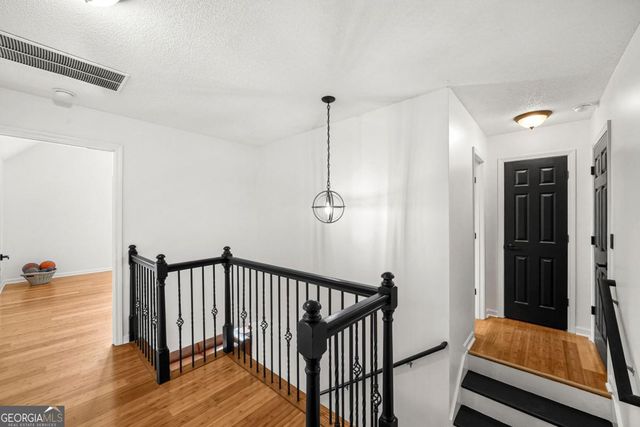 176 Oak Leaf Drive, Carrollton, GA 30116