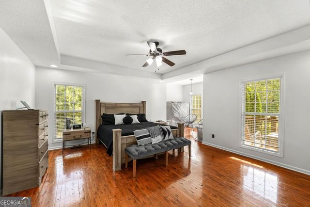 176 Oak Leaf Drive, Carrollton, GA 30116