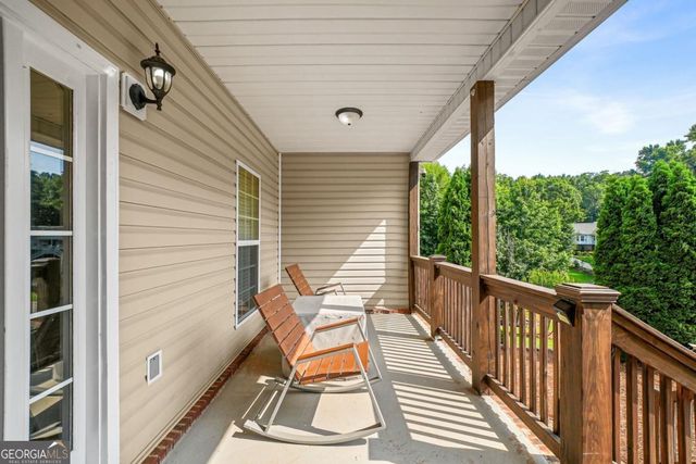 176 Oak Leaf Drive, Carrollton, GA 30116