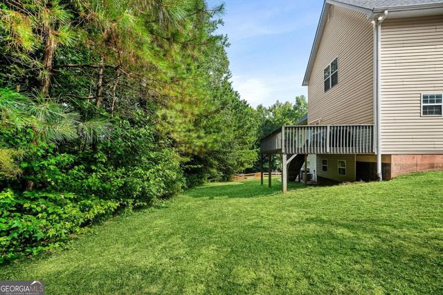 176 Oak Leaf Drive, Carrollton, GA 30116