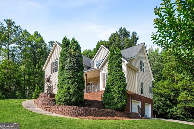 176 Oak Leaf Drive, Carrollton, GA 30116