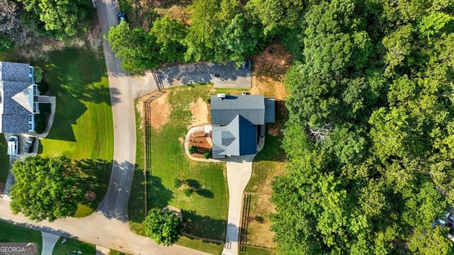176 Oak Leaf Drive, Carrollton, GA 30116