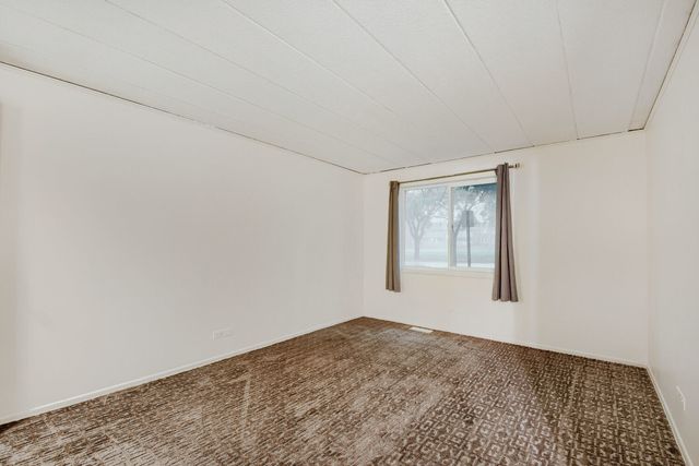 1102 Westover Lane 1A, Schaumburg, IL 60193