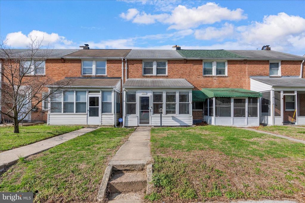 Image 1 of property listing at 1932 DEERING AVE, Baltimore, MD 21230