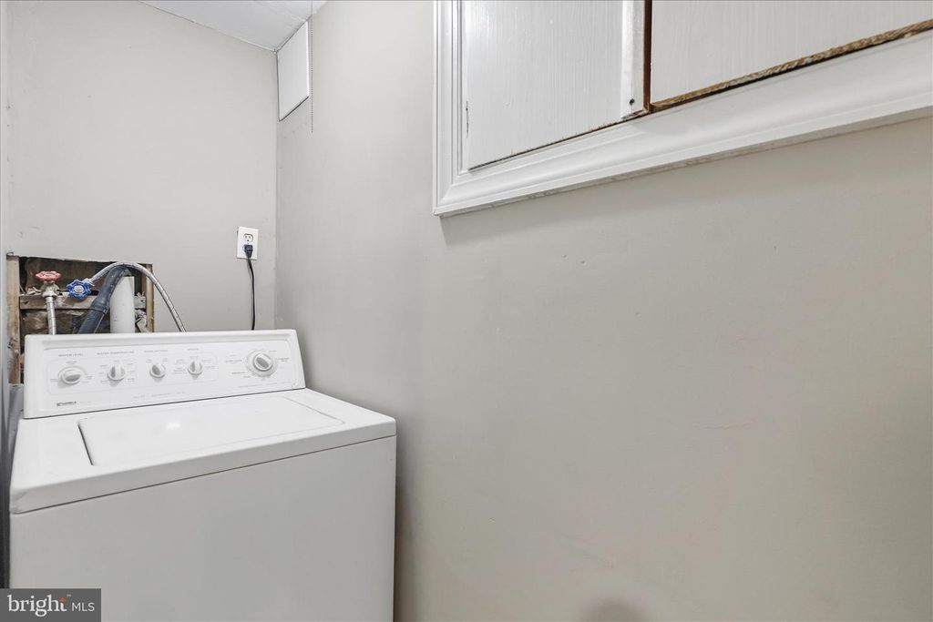 Image 24 of property listing at 1932 DEERING AVE, Baltimore, MD 21230