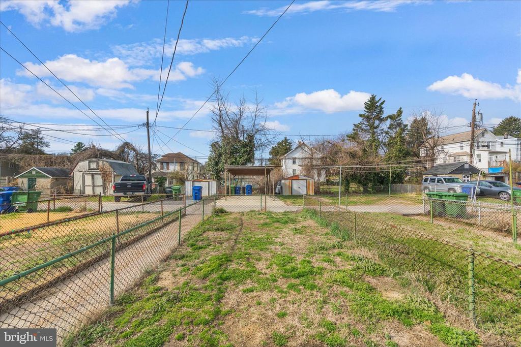 Image 28 of property listing at 1932 DEERING AVE, Baltimore, MD 21230