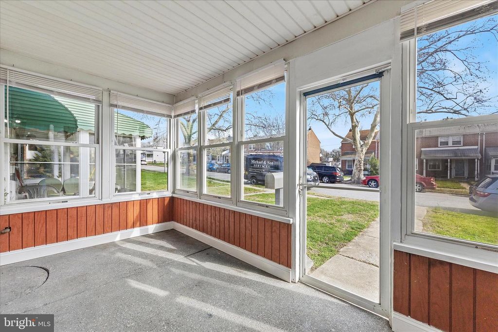 Image 3 of property listing at 1932 DEERING AVE, Baltimore, MD 21230