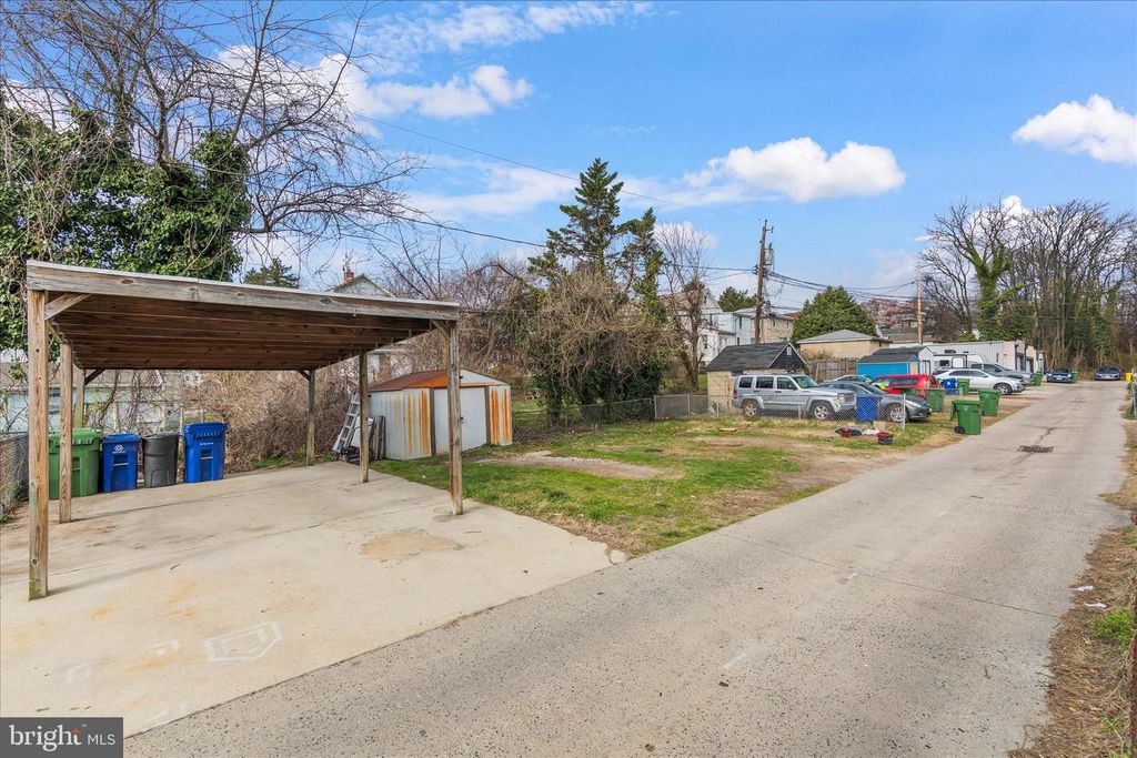 Image 30 of property listing at 1932 DEERING AVE, Baltimore, MD 21230