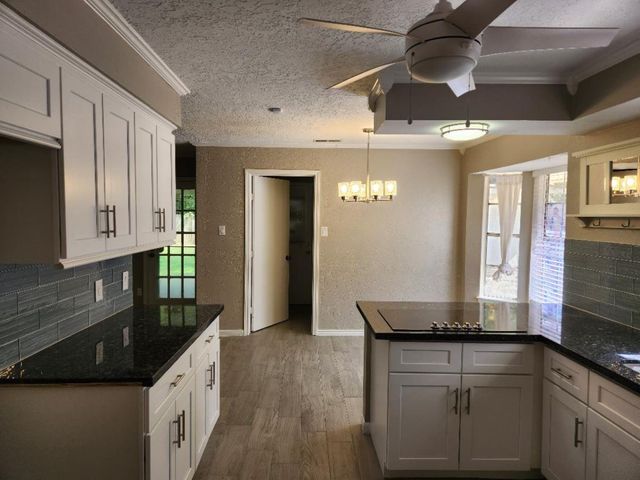 2322 Deer Valley Drive, Spring, TX 77373