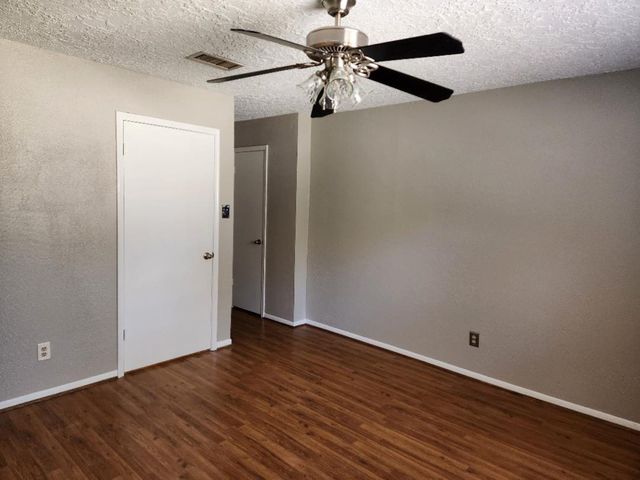 2322 Deer Valley Drive, Spring, TX 77373