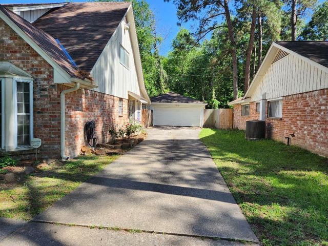 2322 Deer Valley Drive, Spring, TX 77373