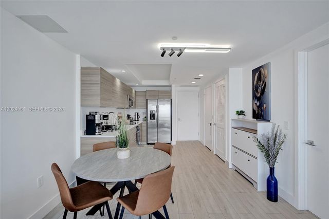 121 NE 34th St 2310, Miami, FL 33137