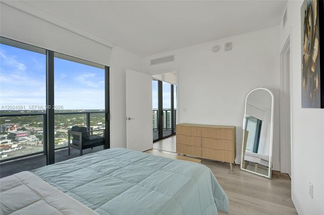 121 NE 34th St 2310, Miami, FL 33137
