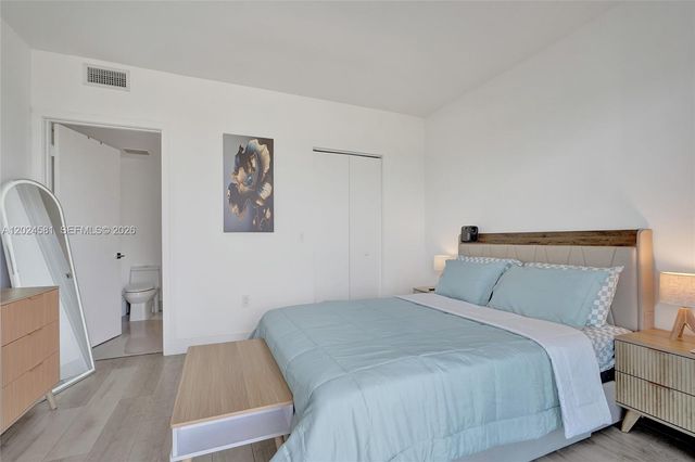 121 NE 34th St 2310, Miami, FL 33137